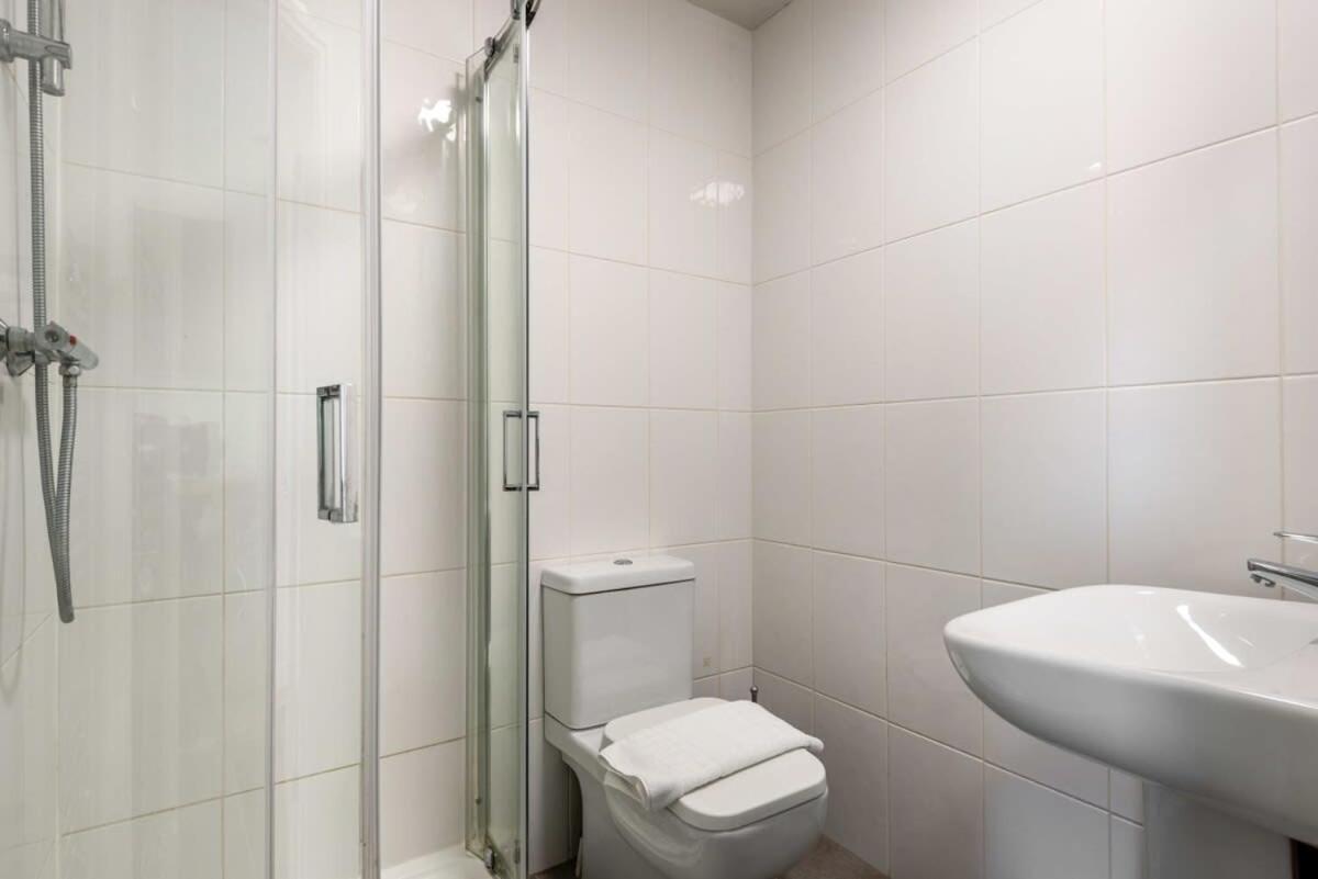 Modern & Bright Budget Studio In Central Doncaster Daire Dış mekan fotoğraf