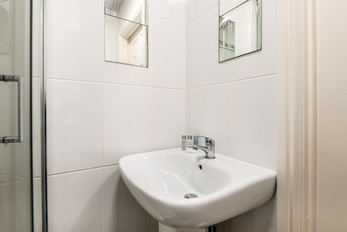 Modern & Bright Budget Studio In Central Doncaster Daire Dış mekan fotoğraf