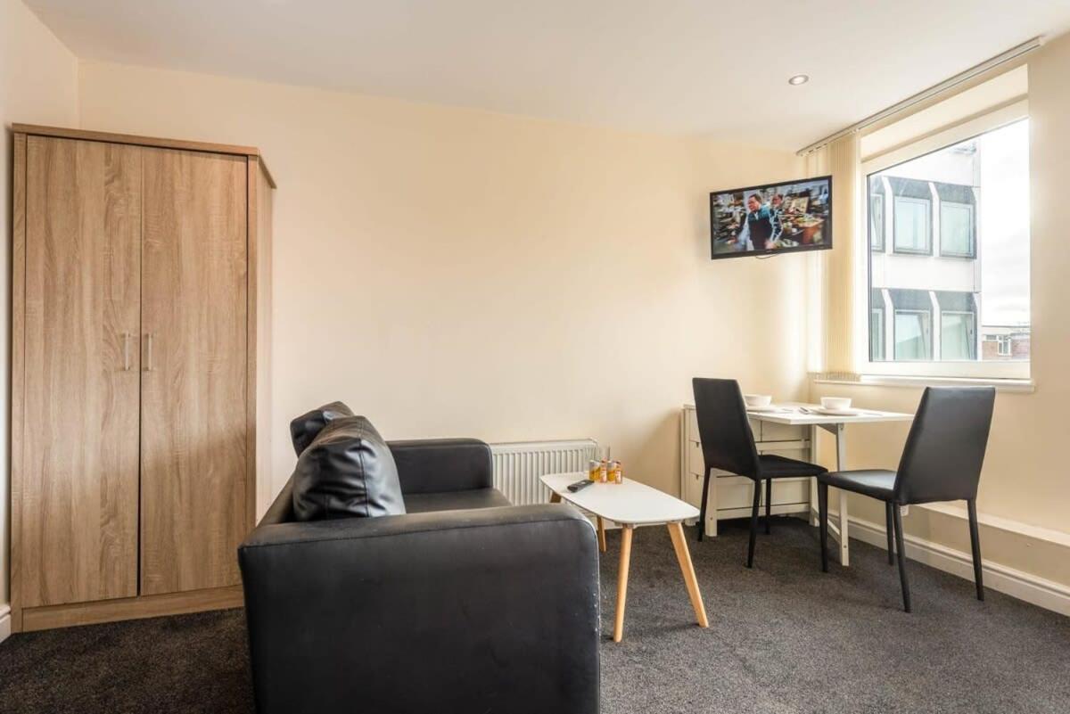 Modern & Bright Budget Studio In Central Doncaster Daire Dış mekan fotoğraf