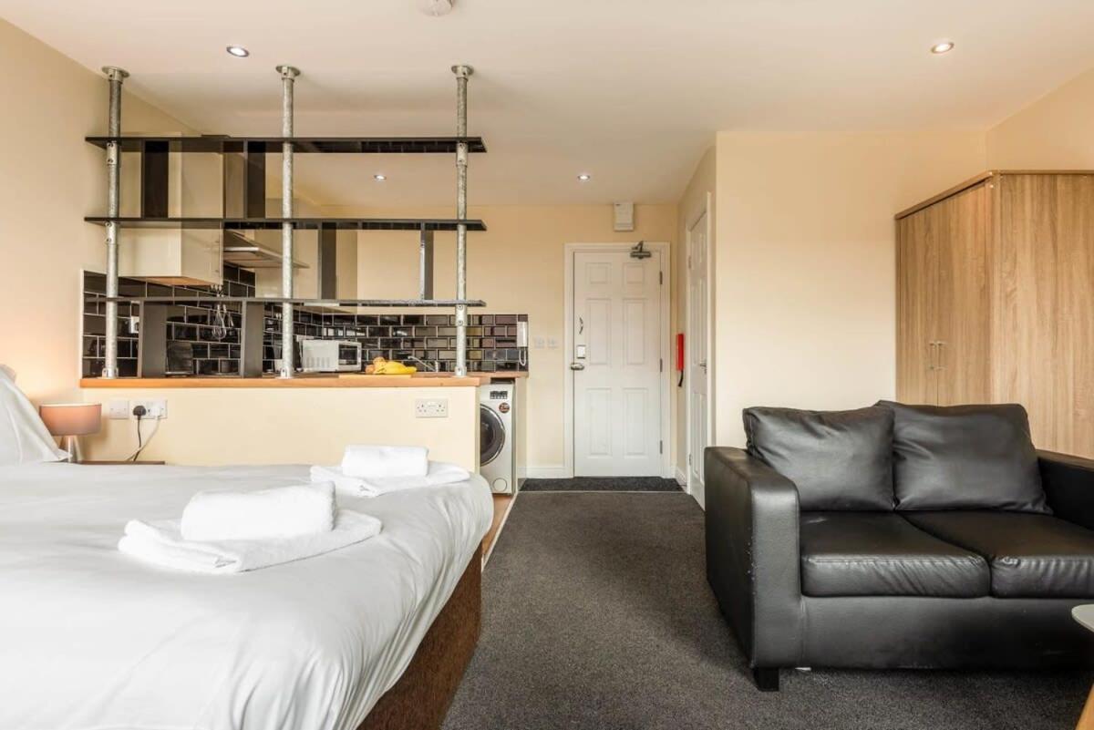 Modern & Bright Budget Studio In Central Doncaster Daire Dış mekan fotoğraf